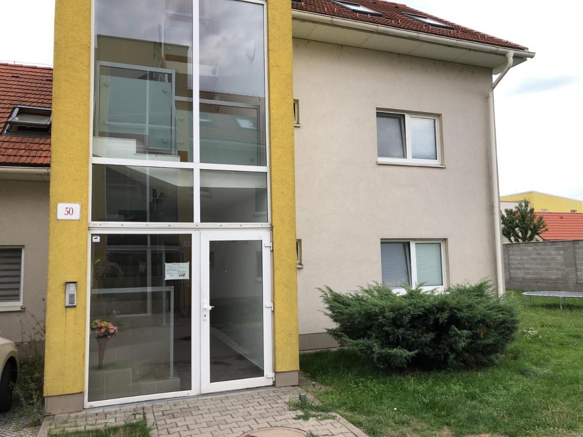 Apartman 501 Biely Kostol Dış mekan fotoğraf